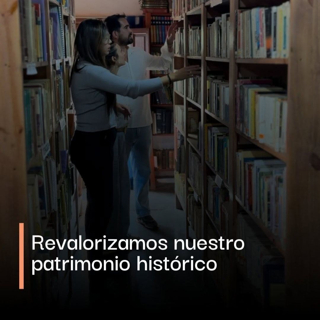 Fachada de la Casa de la Cultura de Villa del Dique en proceso de restauración